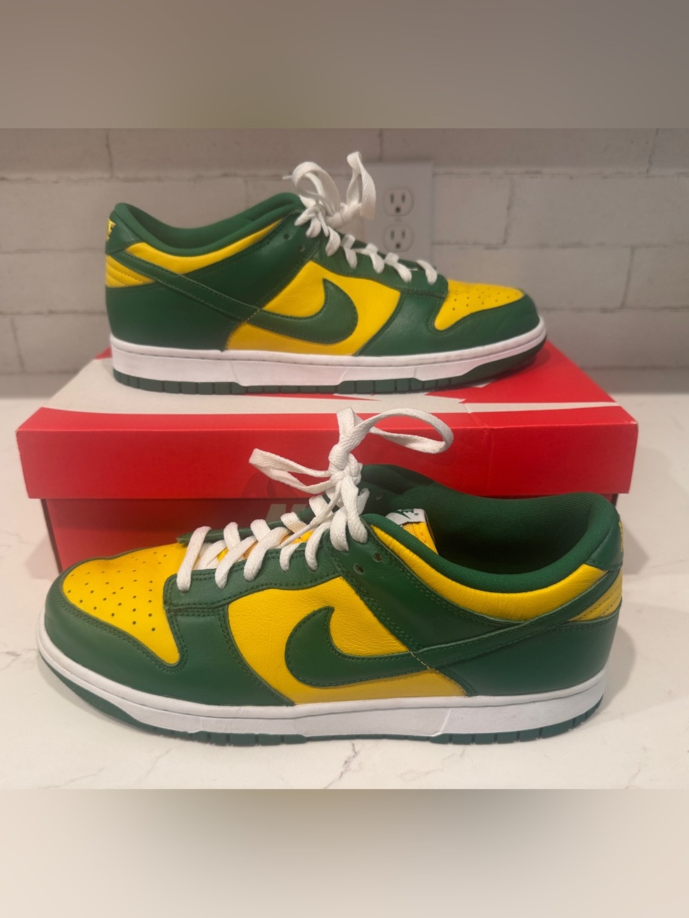 Men’s Sz 10.5 - Nike Dunk Low SP Brazil 2024 Pine Green Varsity Maize CU1727-700